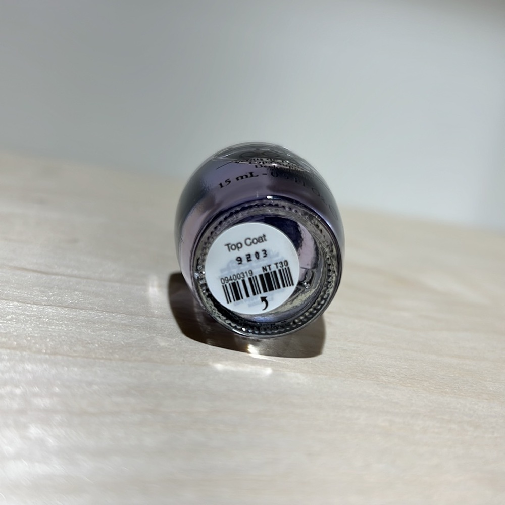 OPI Nail TOP COAT - Picture 2 of 3